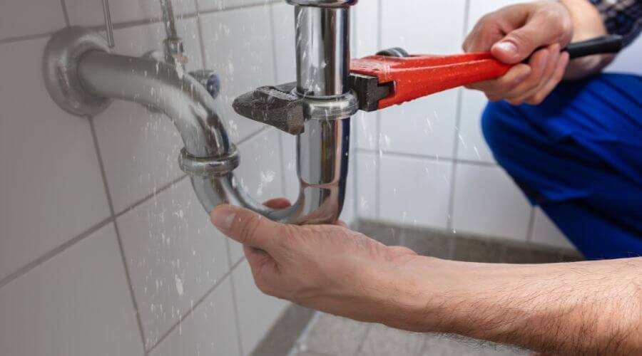 Expert burst pipe repair services in Elbert, CO